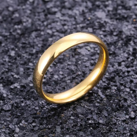 4mm Plain Gold Stainless Steel Ring - Picture 3 of 6